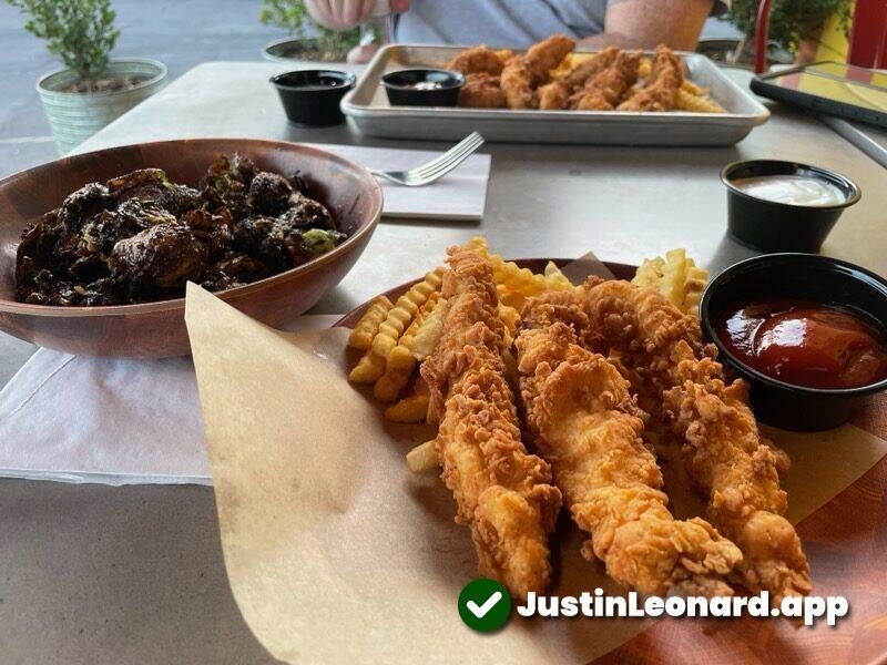 Crispy chicken tender plate